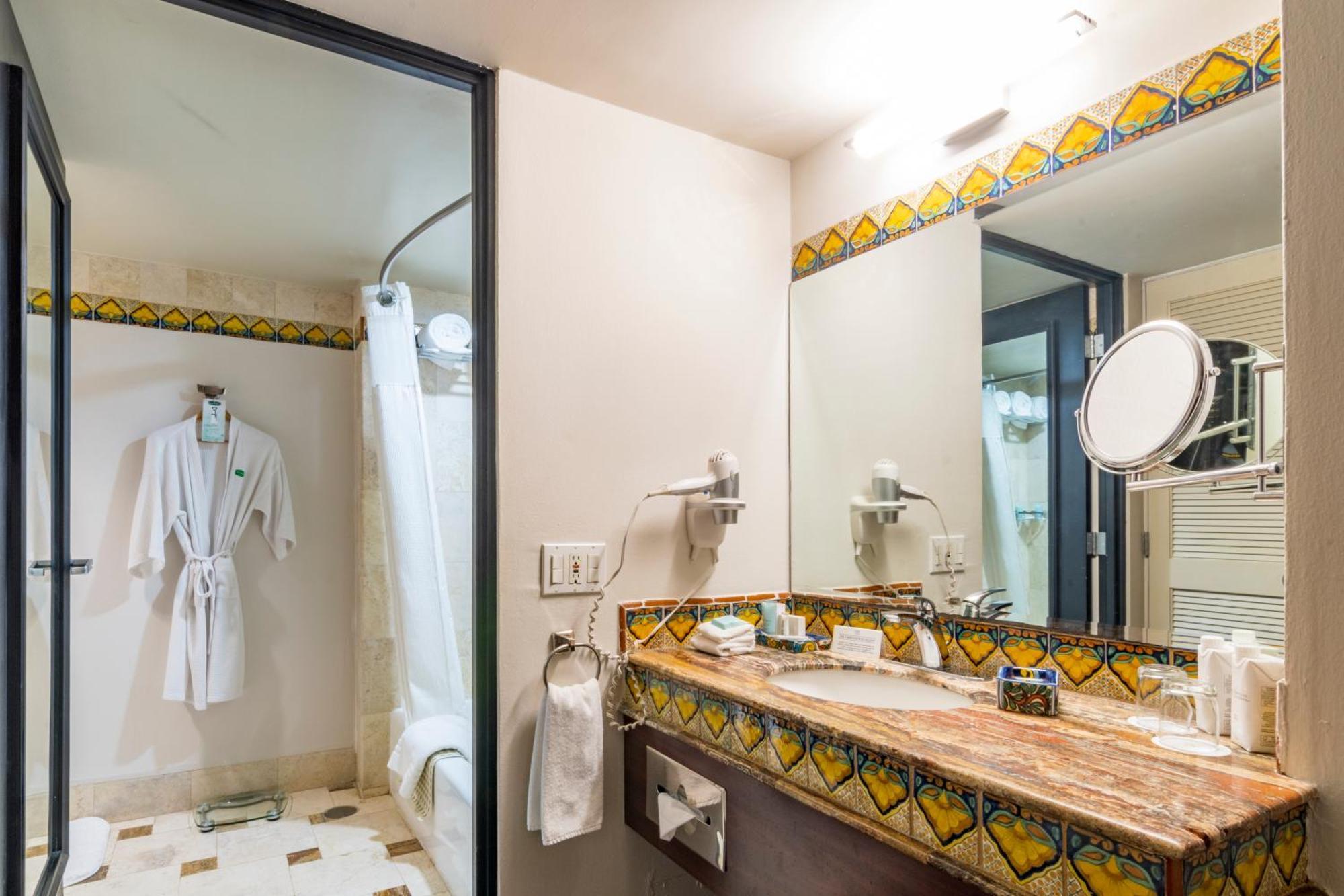 Hotel Lucerna Culiacán Екстериор снимка